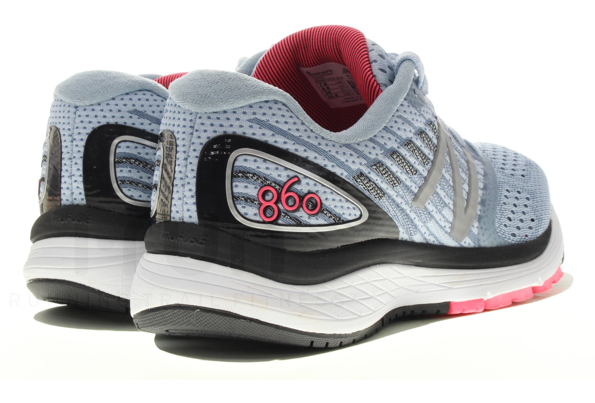 New Balance 860 V9