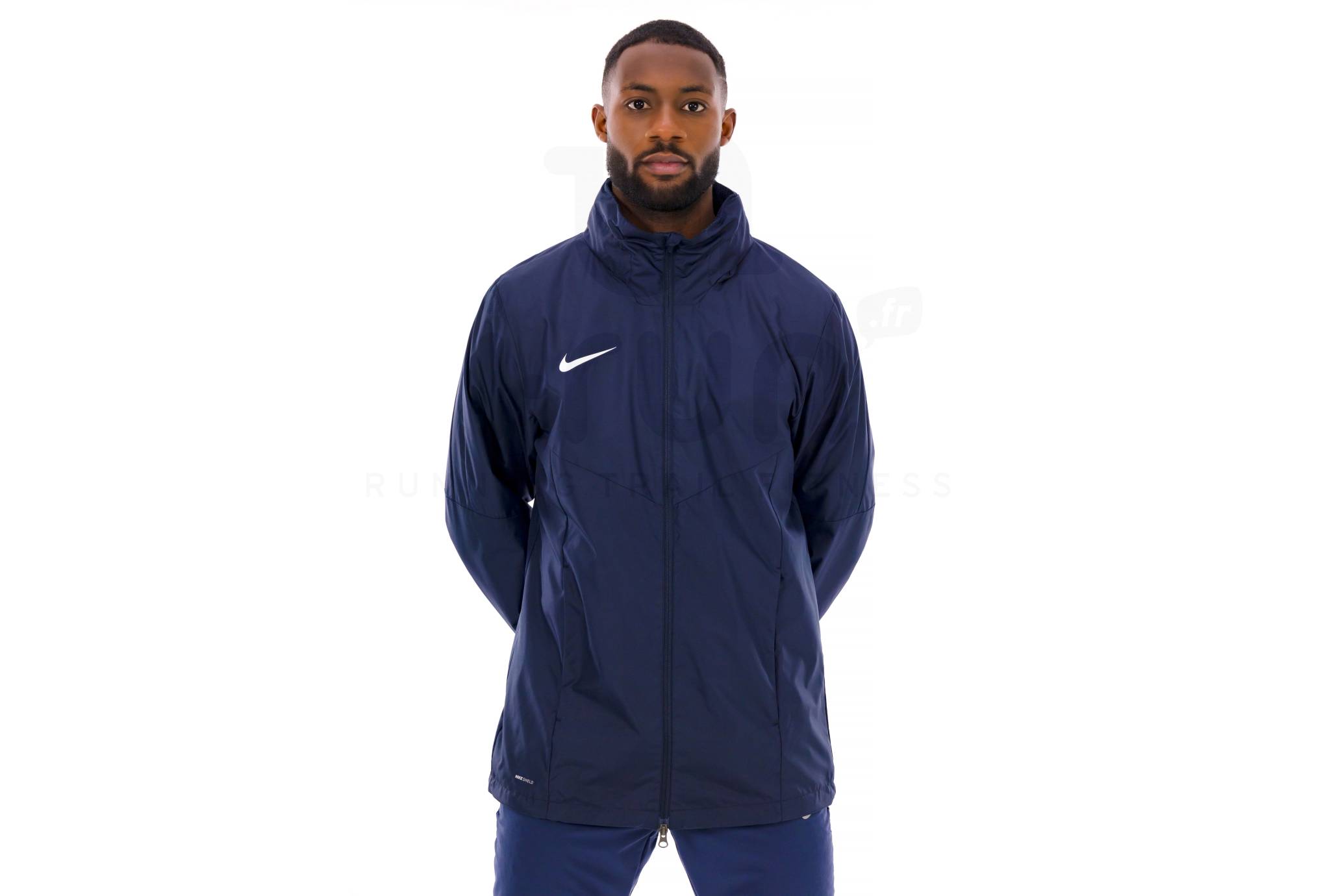 nike-academy-18-rain-vetements