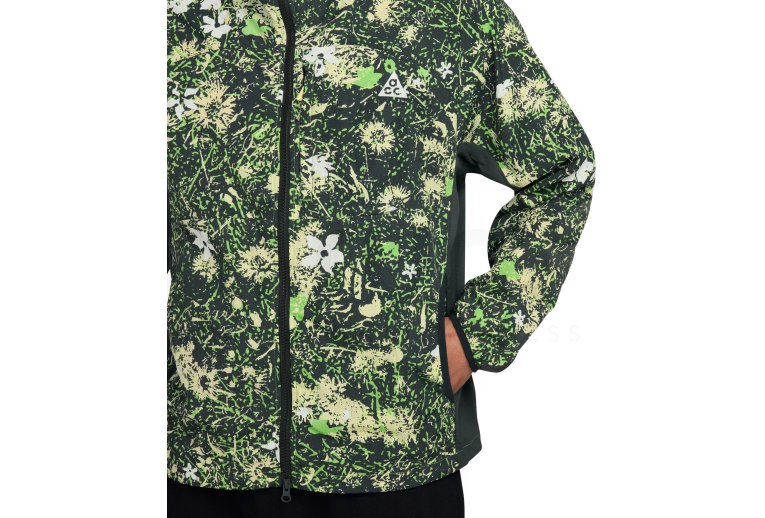 Nike ACG Five Towers