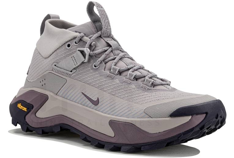 Nike ACG Zegama Hike 