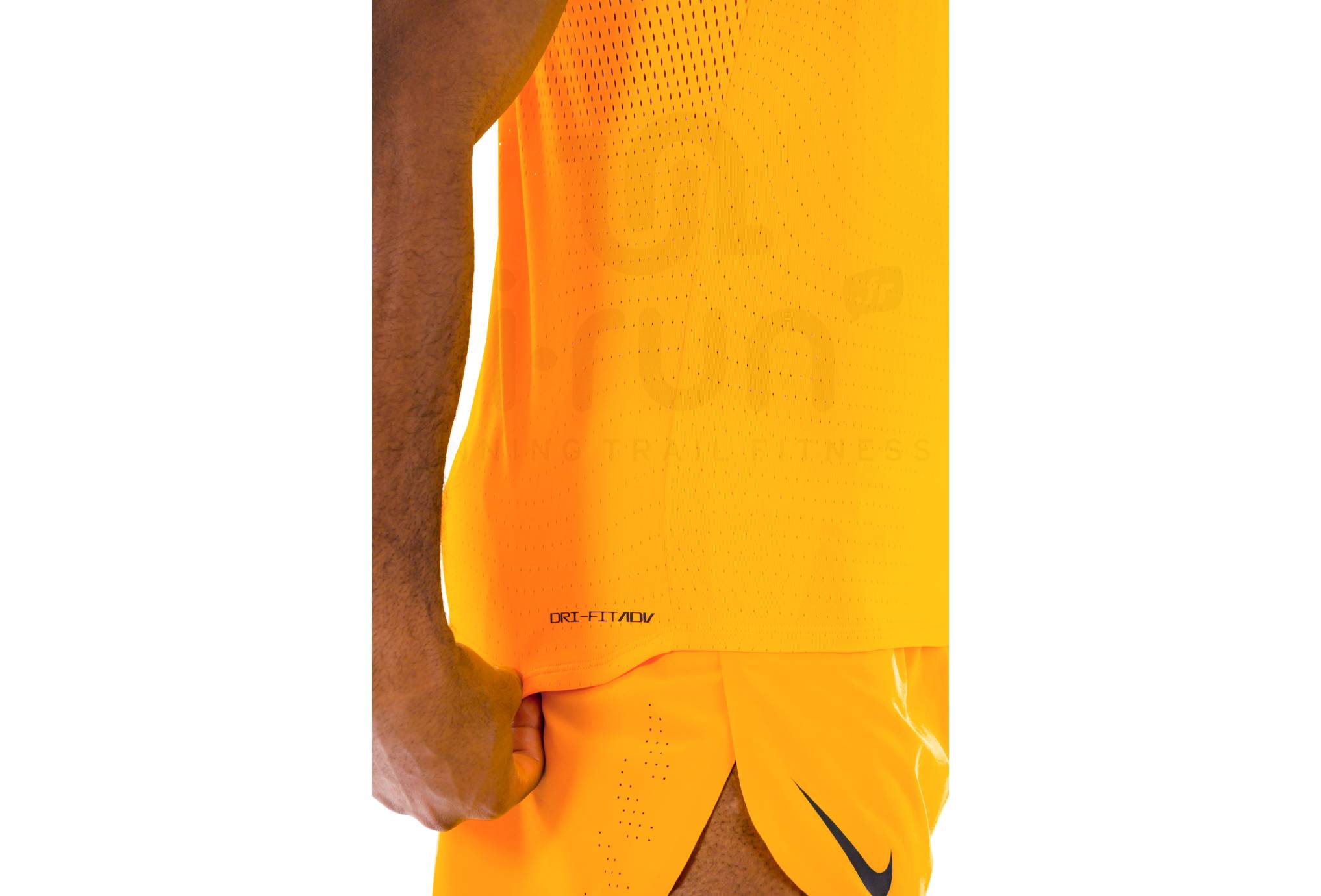 Nike Dri-Fit ADV AeroSwift M
