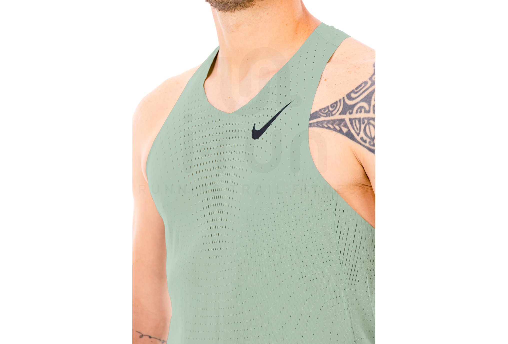 Nike Dri-Fit ADV AeroSwift M