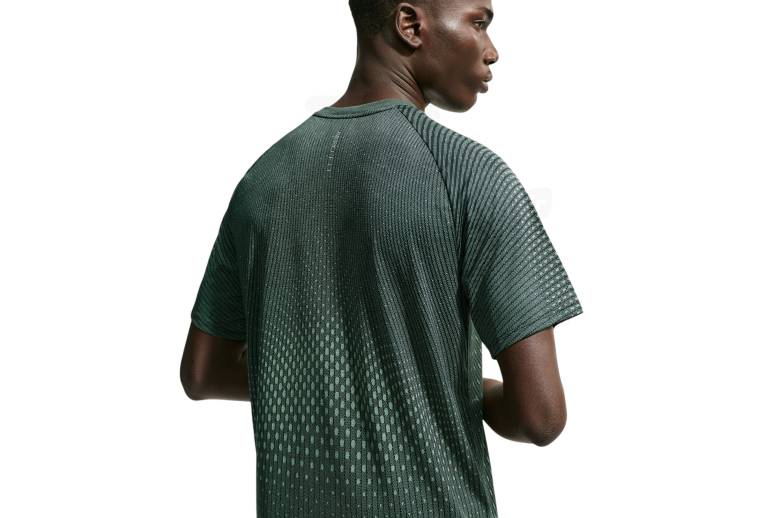 Nike Aero-FIT Stride