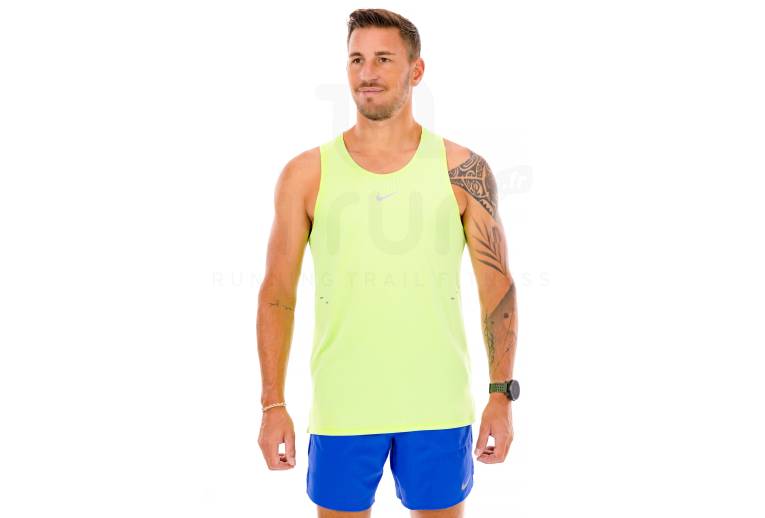 Nike Aero-FIT Stride