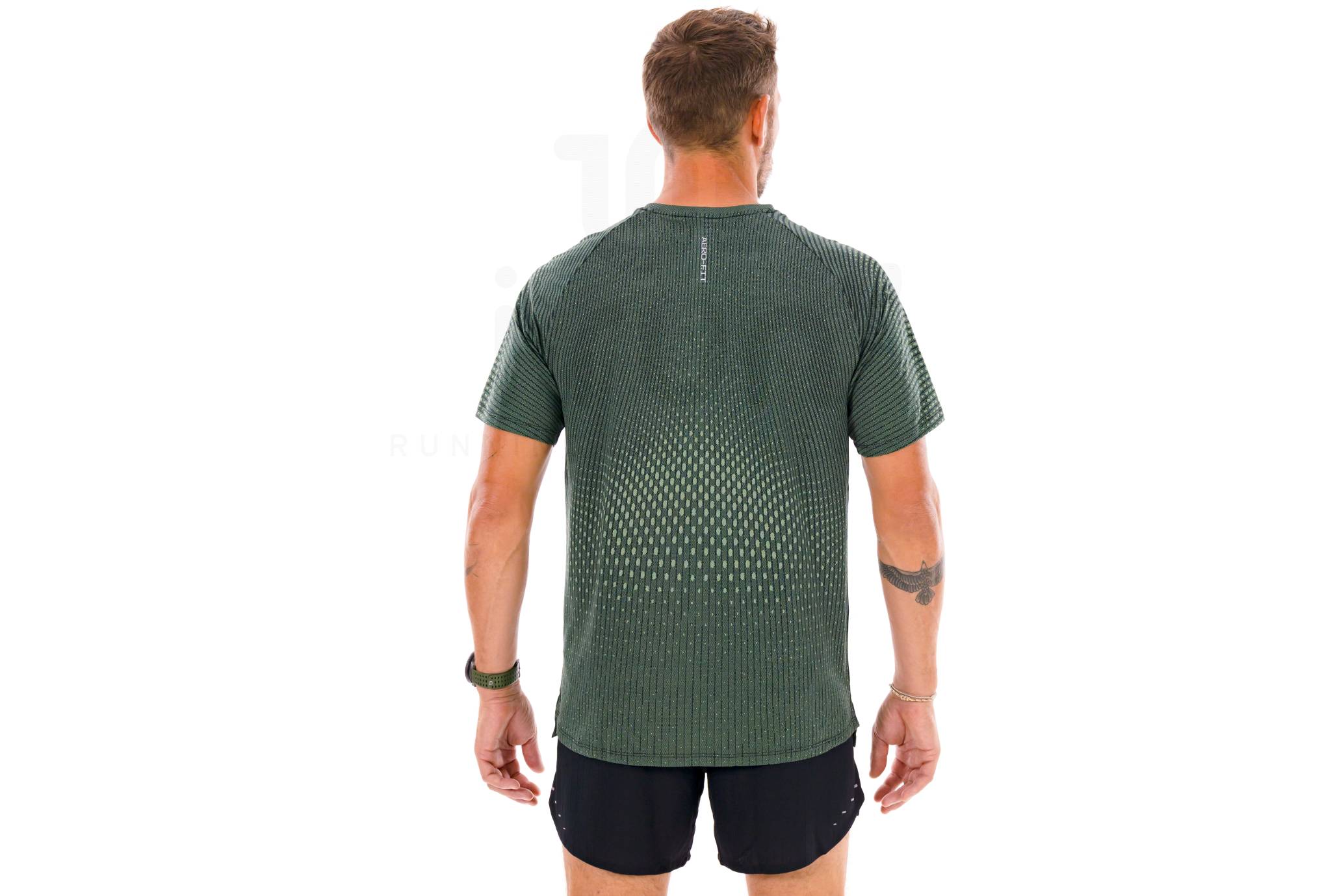 Nike Aero-FIT Stride