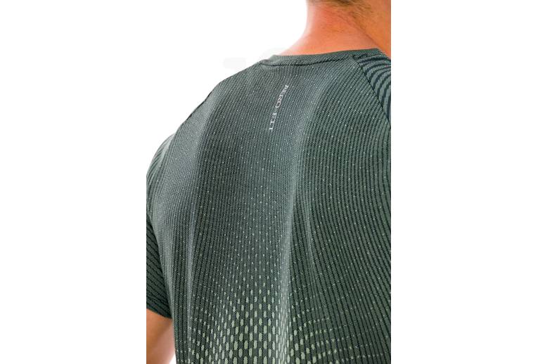 Nike Aero-FIT Stride