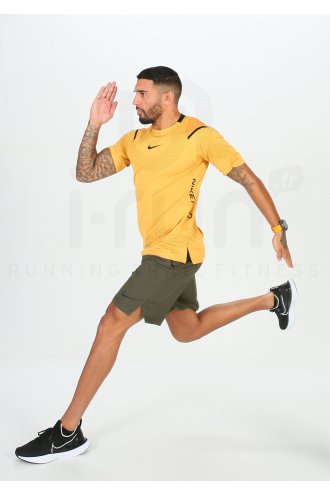Nike AeroAdapt M 