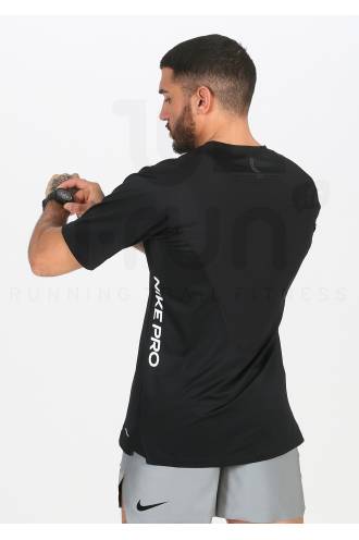 Nike AeroAdapt M 