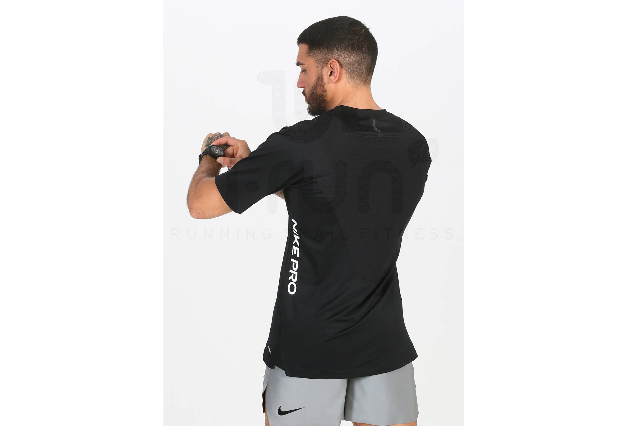 Nike camiseta manga corta AeroAdapt