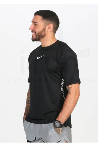 Nike AeroAdapt M 