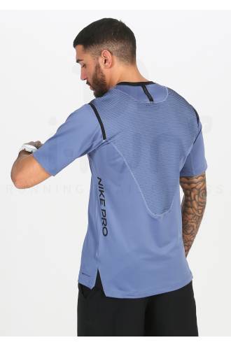 Nike AeroAdapt M 
