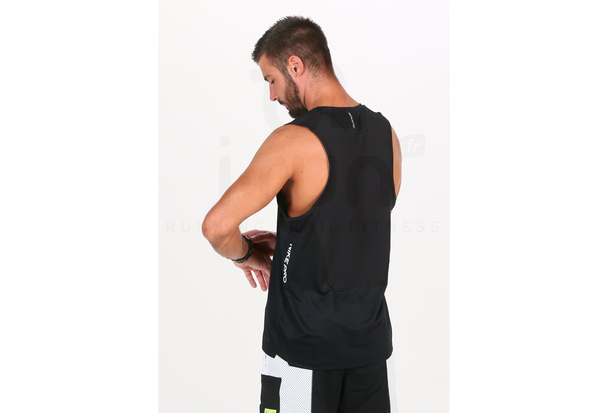 Nike camiseta de tirantes AeroAdapt