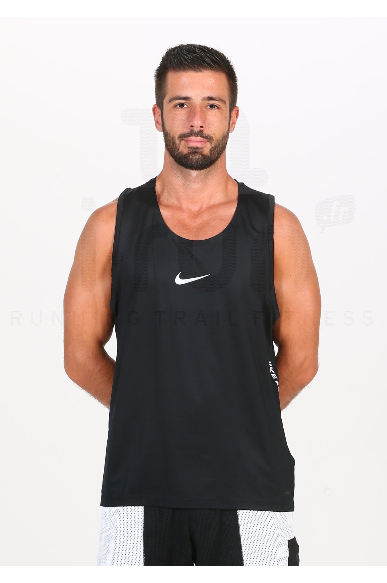 Nike AeroAdapt M 