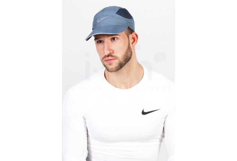 Nike Aerobill Tailwind 
