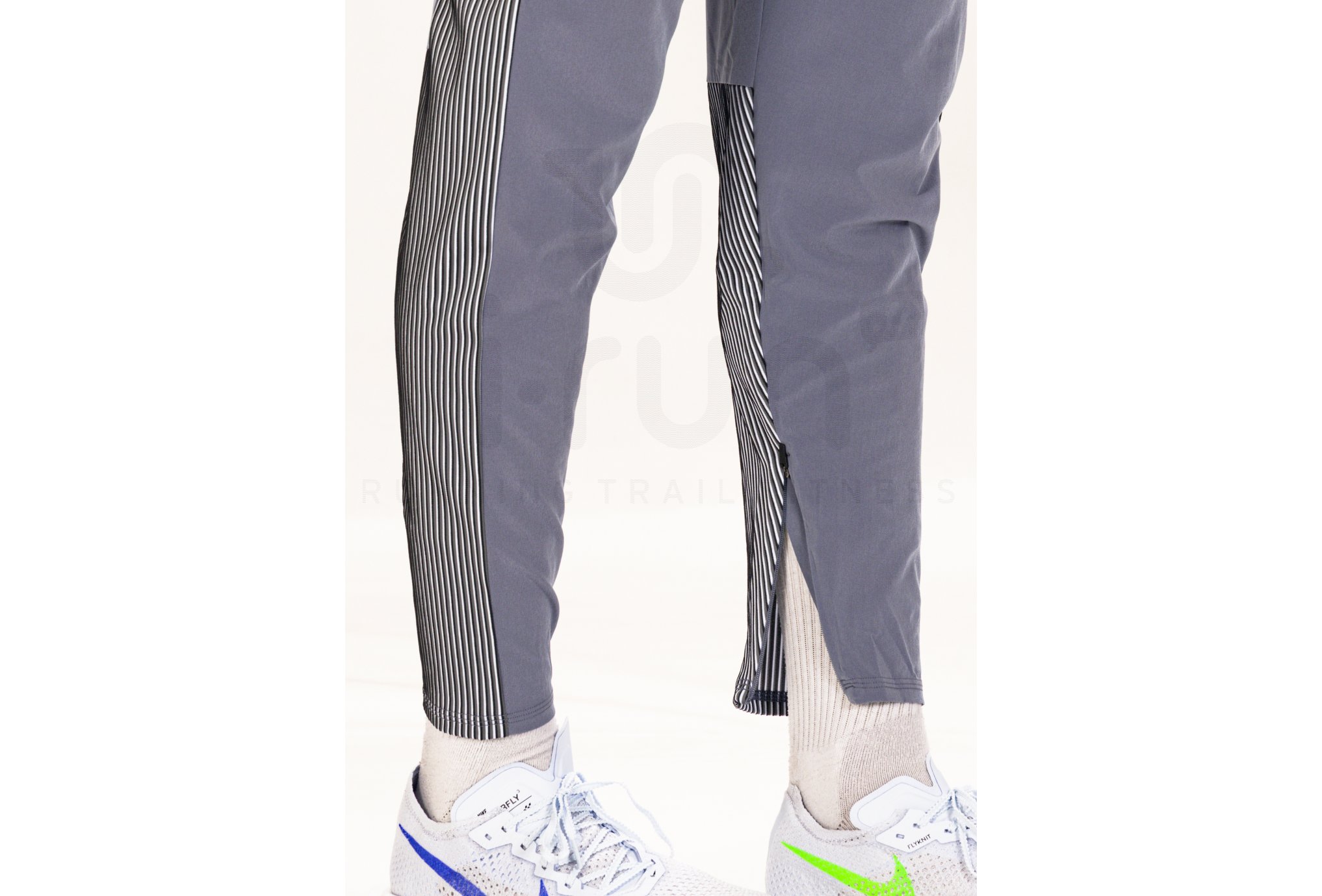 Nike AeroSwift M
