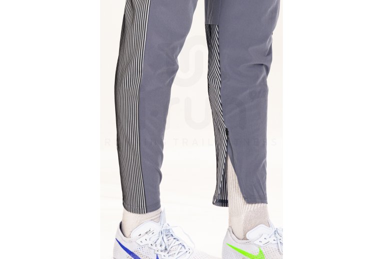 Nike AeroSwift M