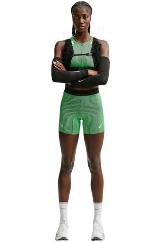 Nike AeroSwift 