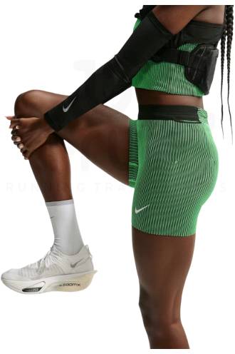 Nike AeroSwift 