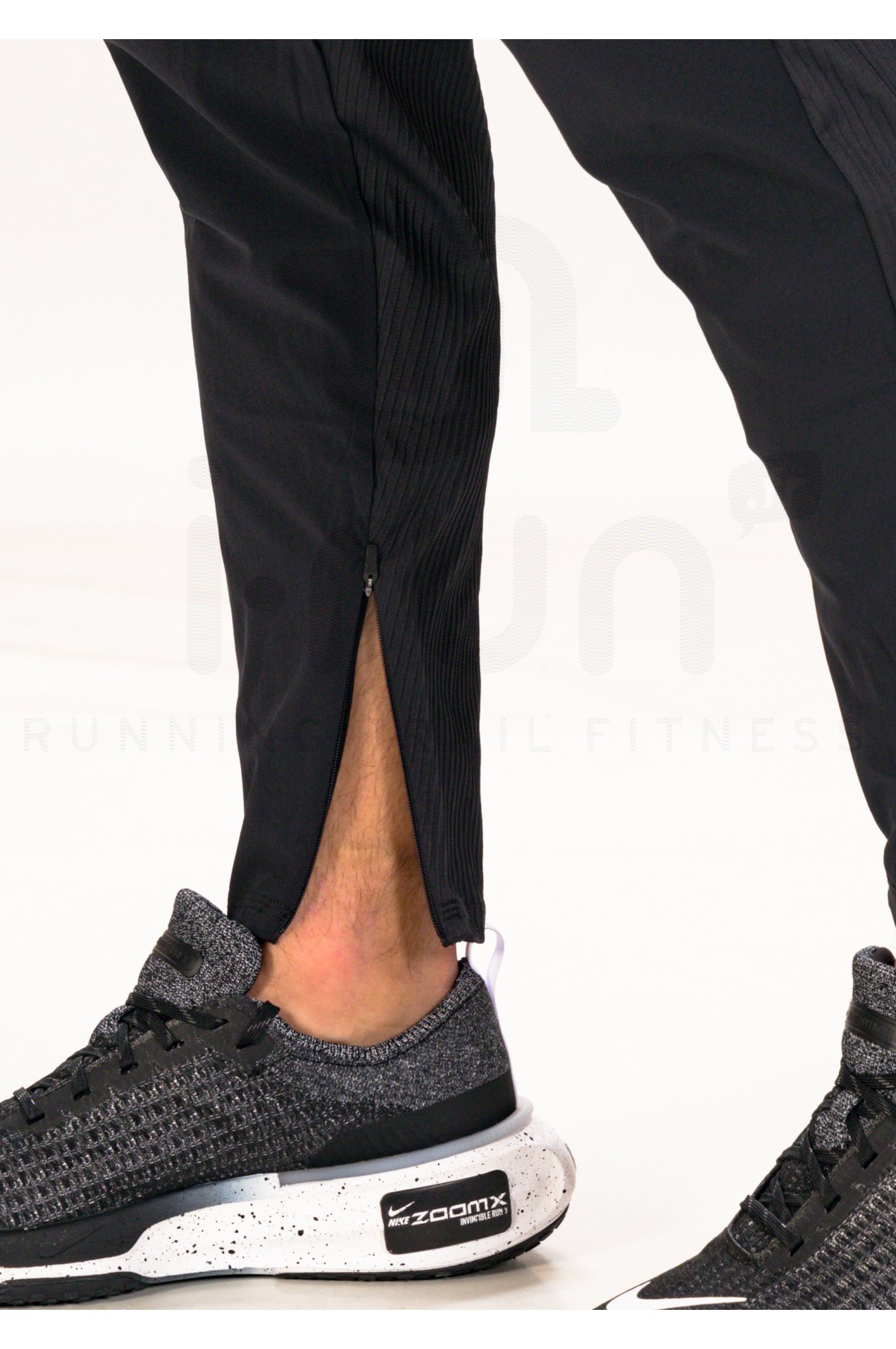 Nike AeroSwift 