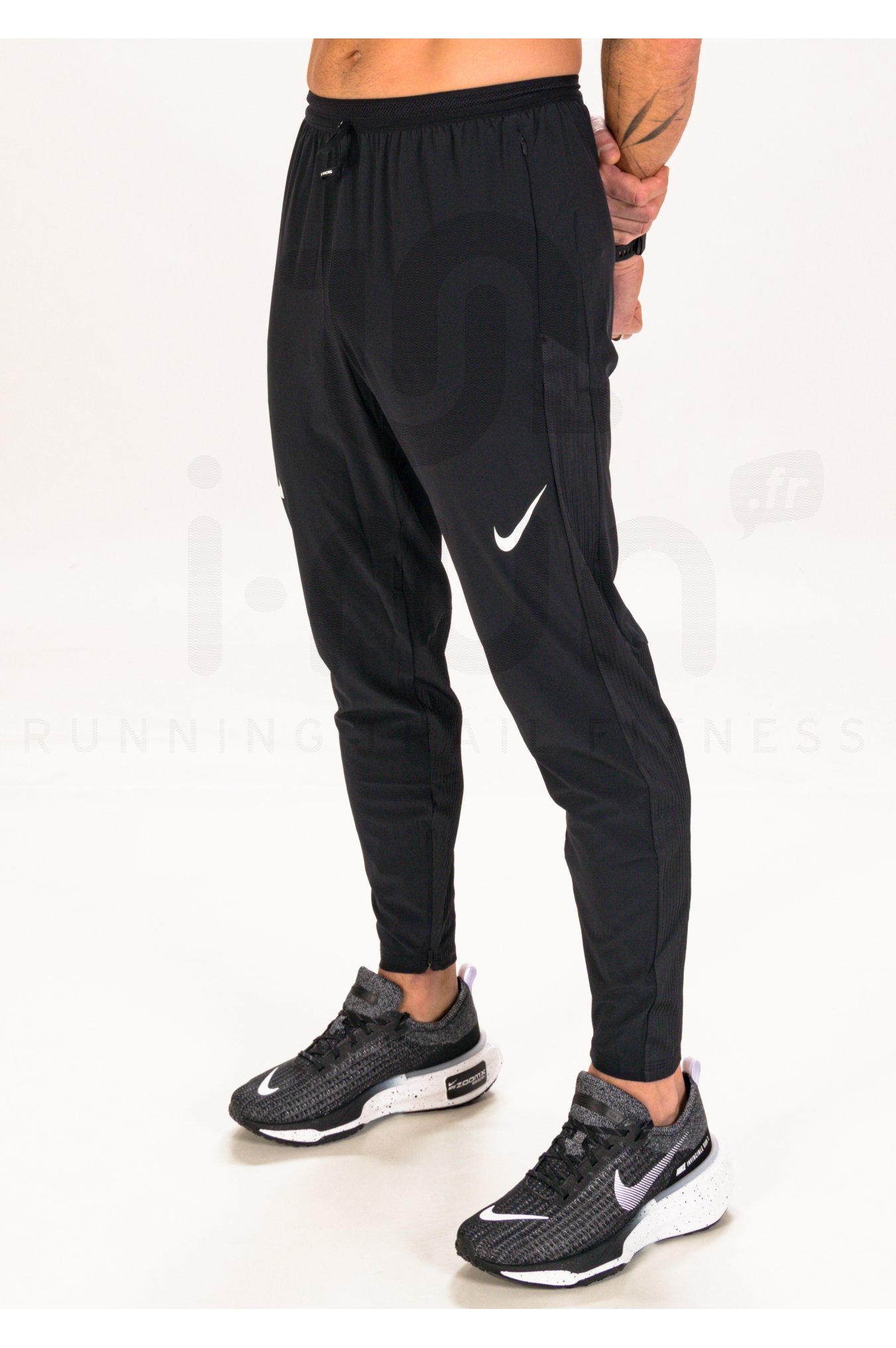 Nike AeroSwift 
