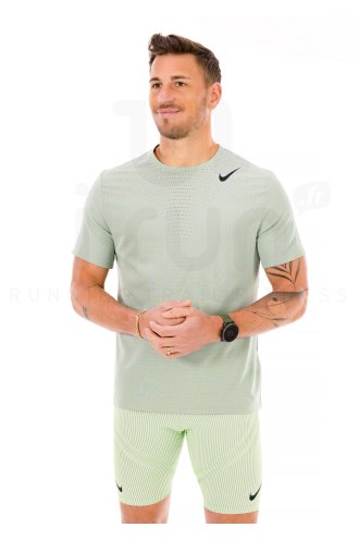 Nike AeroSwift 