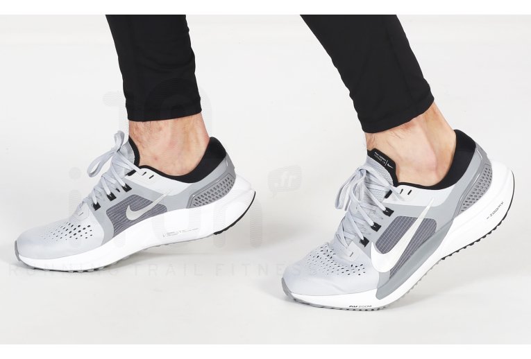 Nike Air Zoom Vomero 15 M 