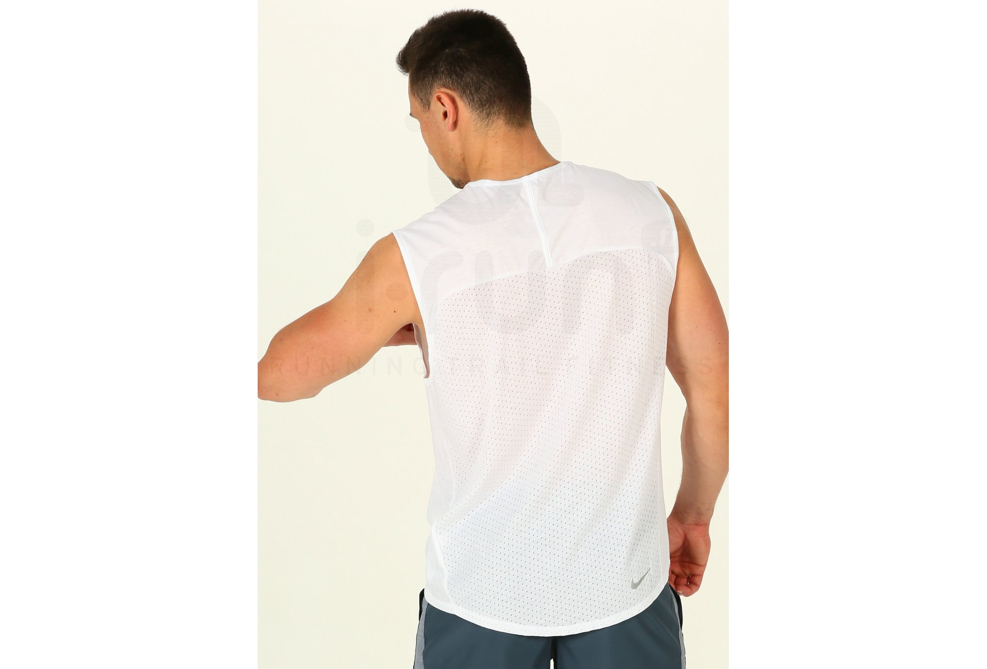 Nike Camiseta sin manga Breathe Rise 365