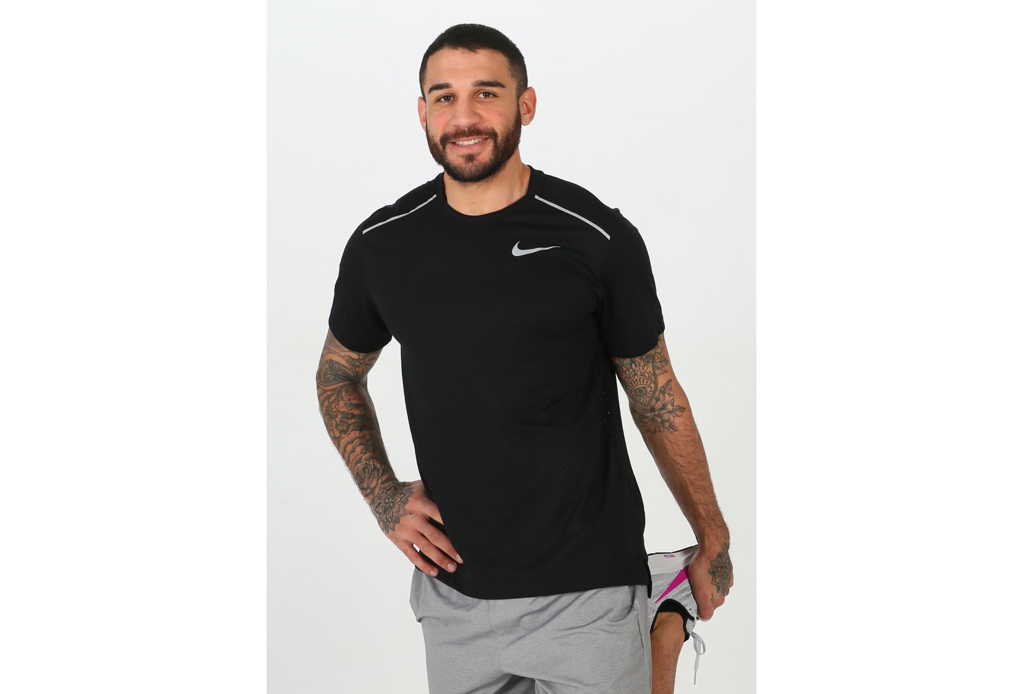 Nike Camiseta manga corta Breathe Rise 365