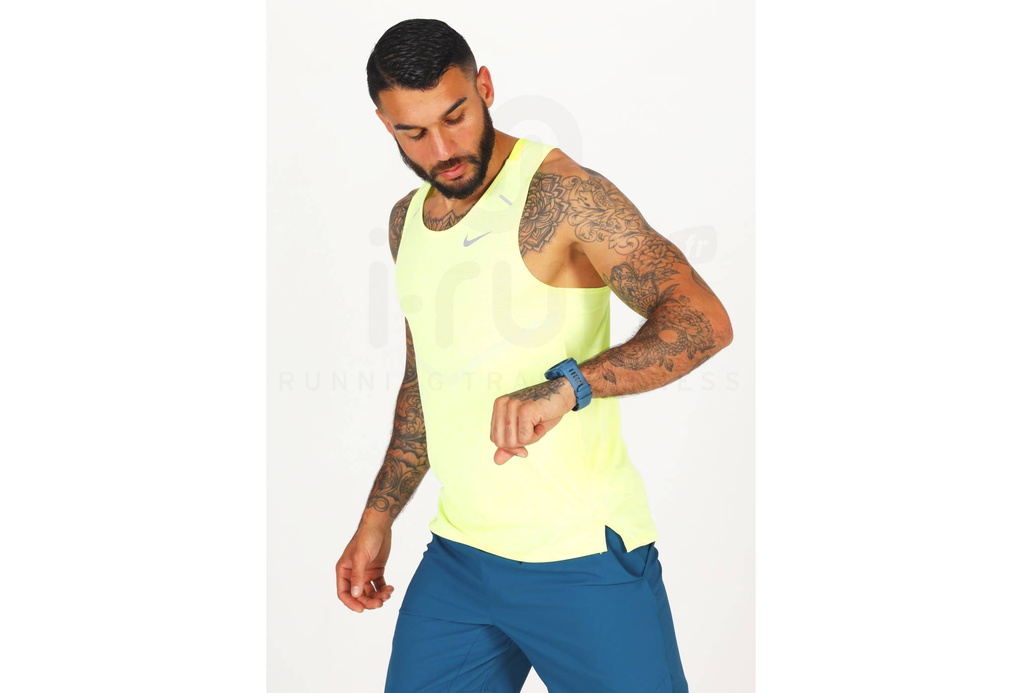 Nike camiseta de tirantes Breathe Rise 365