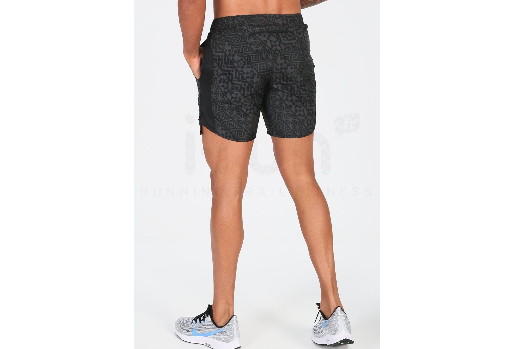 Nike pantal�n corto Challenger Ekiden