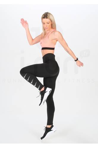 Nike Classic Strappy 
