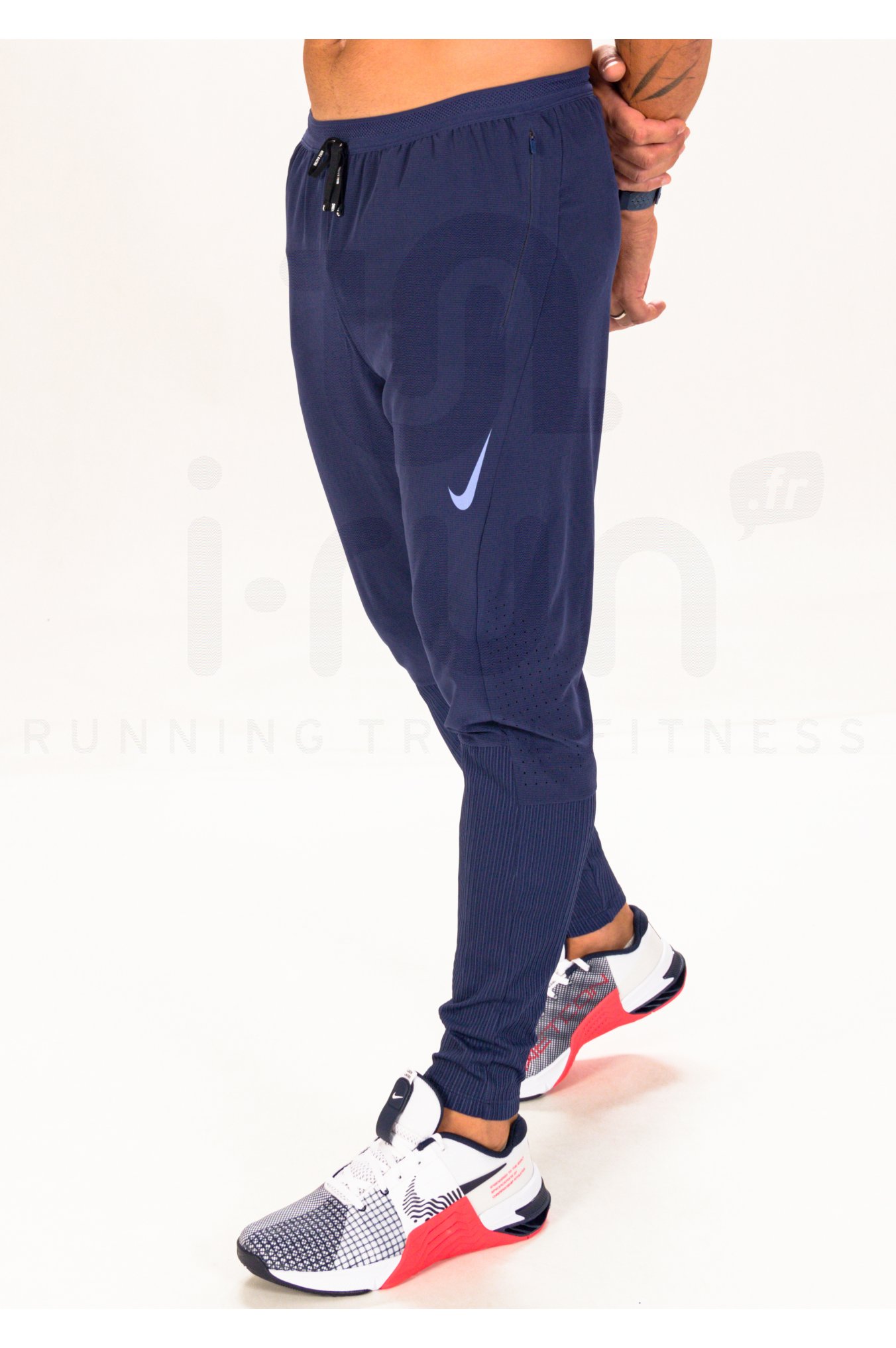 Nike Dri-Fit ADV AeroSwift M 