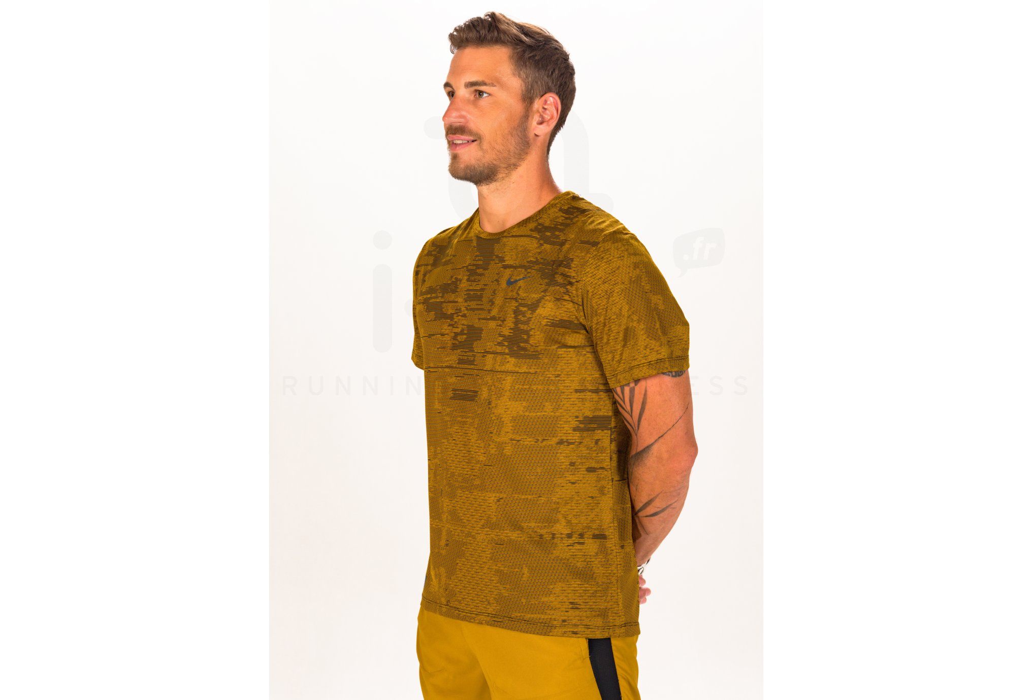 Nike camiseta manga corta Dri-Fit ADV Run Division TechKnit