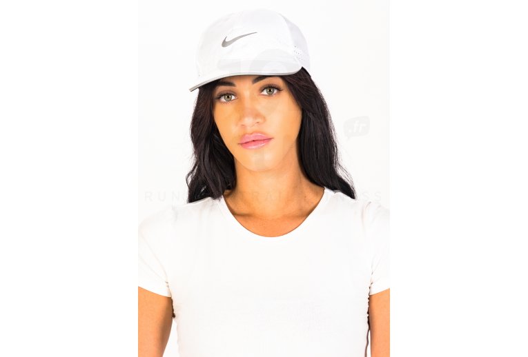 Nike gorra Dri-Fit Aerobill Featherlight