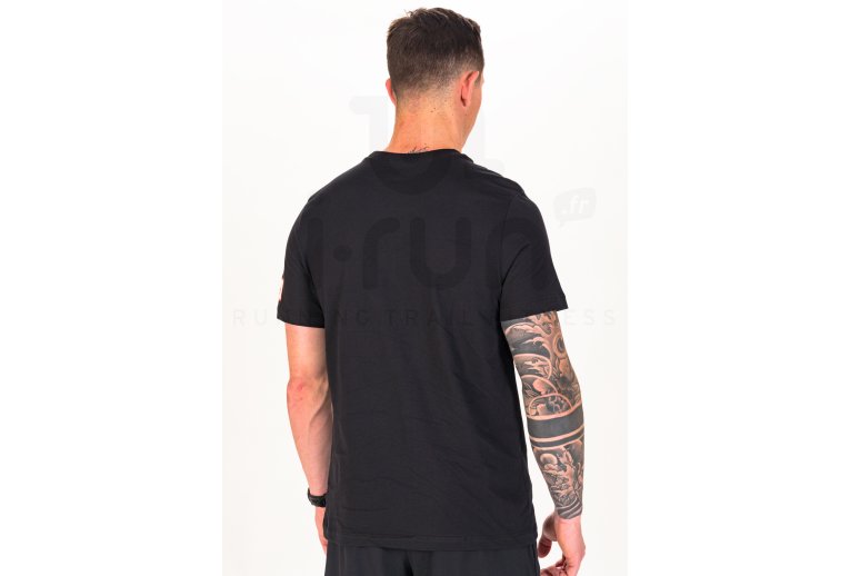 Nike Dri-Fit Body Shop M