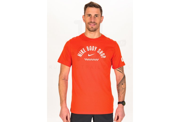 Nike Dri-Fit Body Shop M