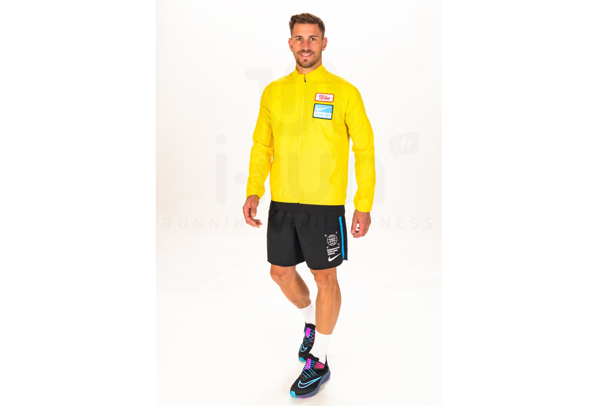 Nike pantal�n corto Dri-Fit Challenger GFX