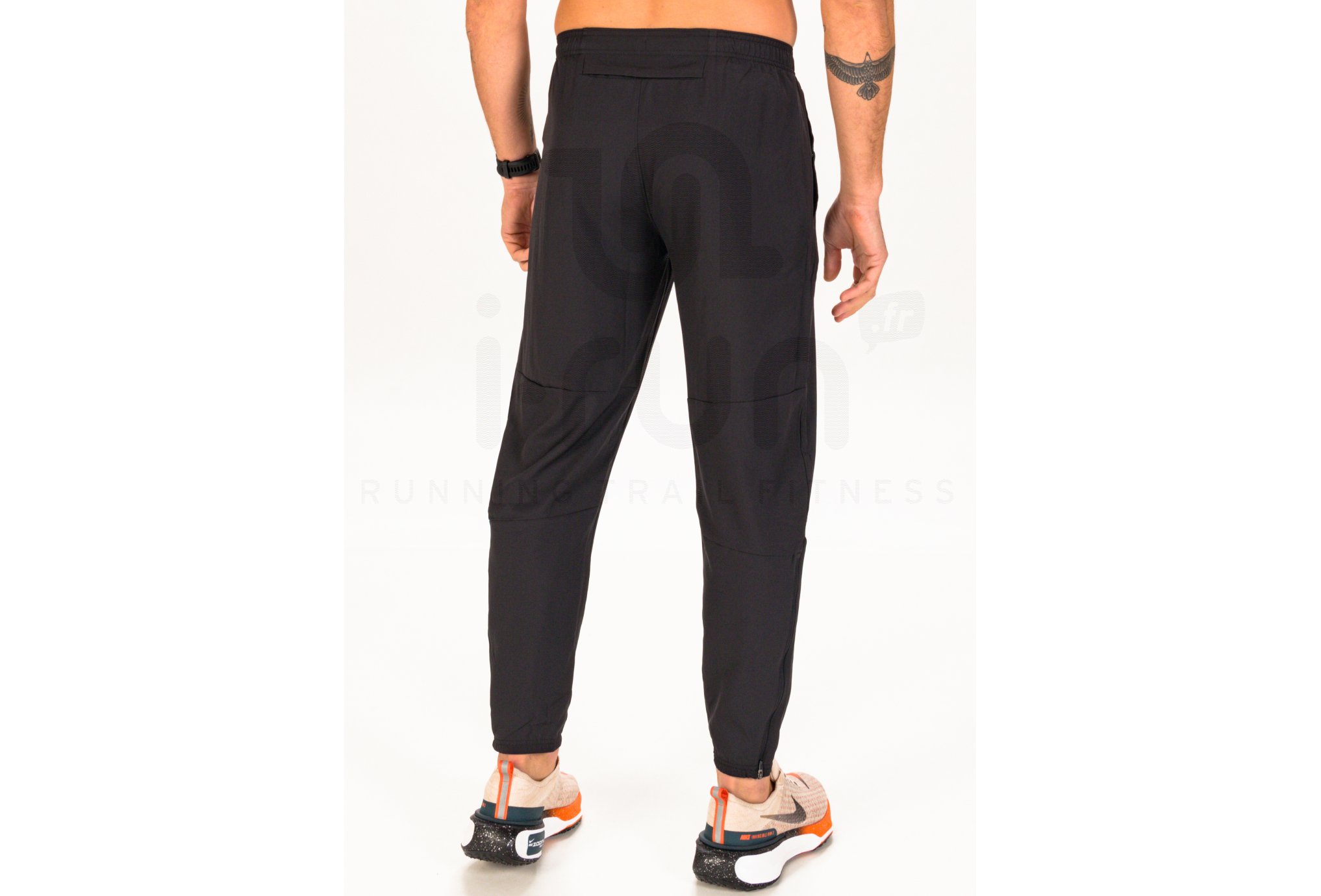 Nike Dri-Fit Challenger M