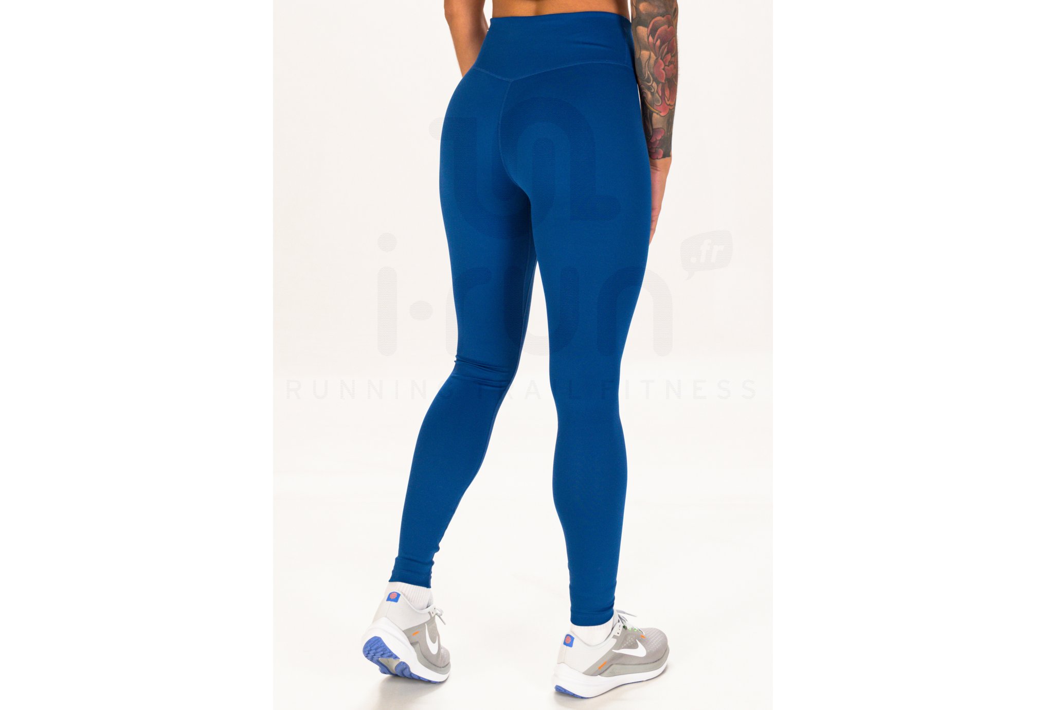 Nike Dri-Fit One W