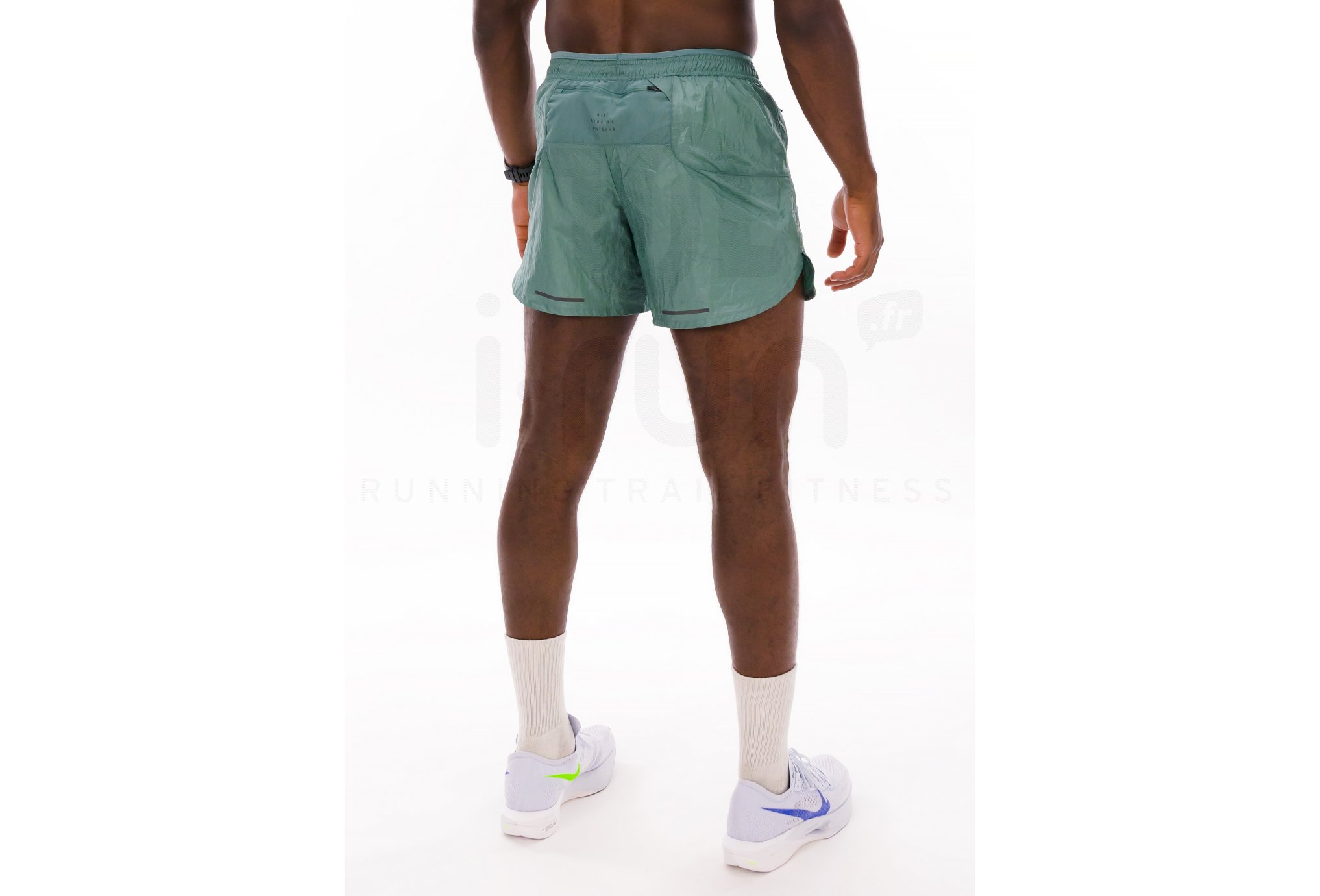 Nike Dri-Fit Stride Run Division M