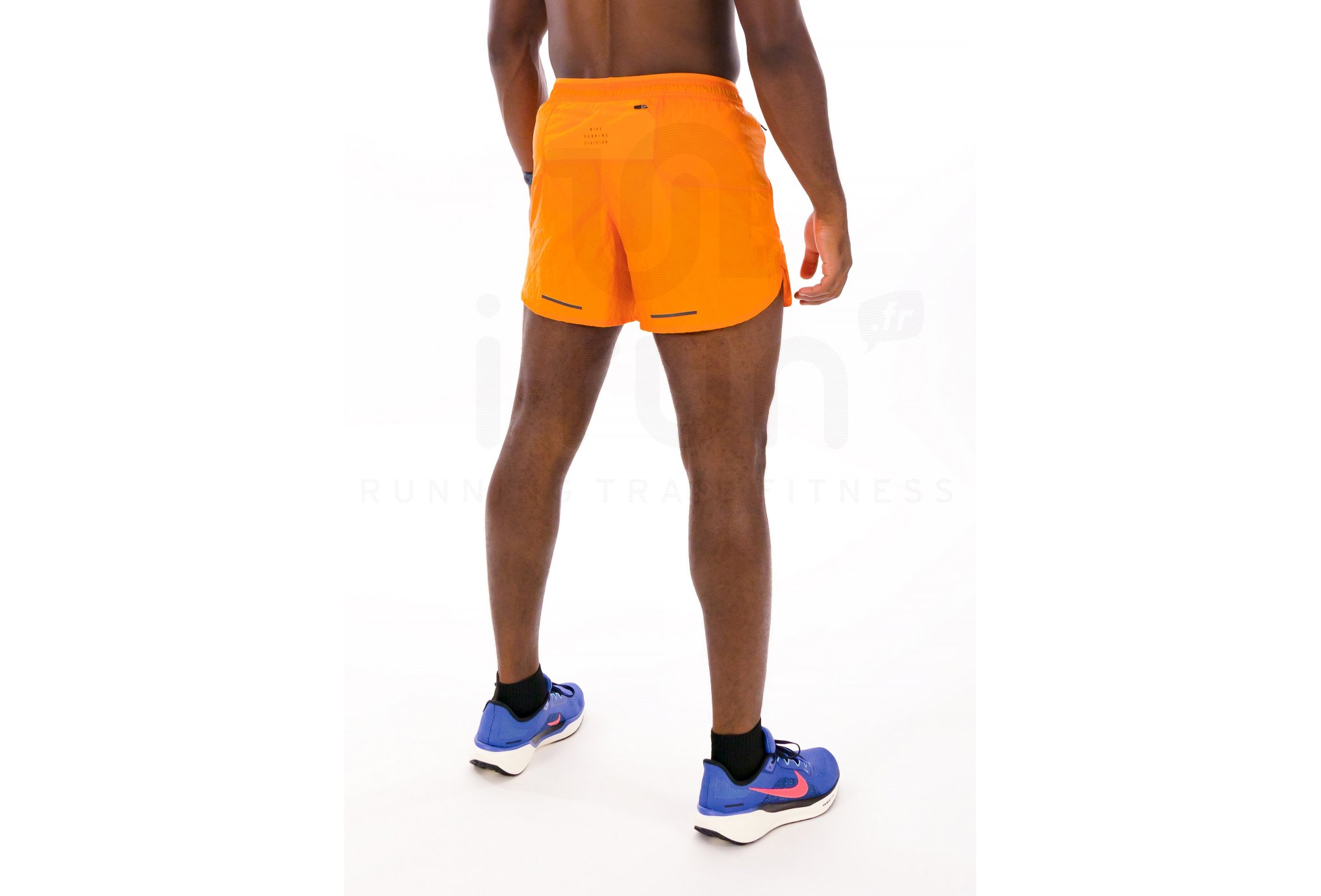Nike Dri-Fit Stride Run Division M