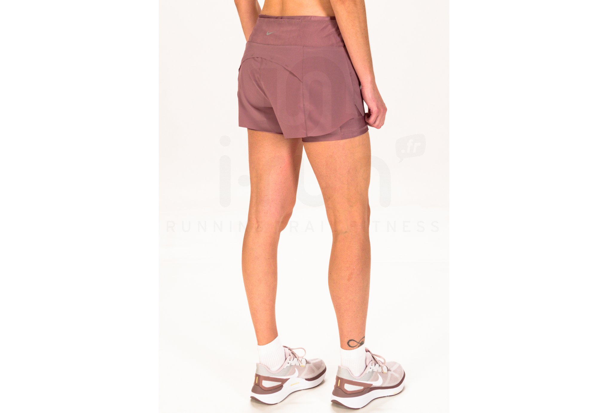 Nike pantal�n corto Dri-Fit Swift 2 en 1