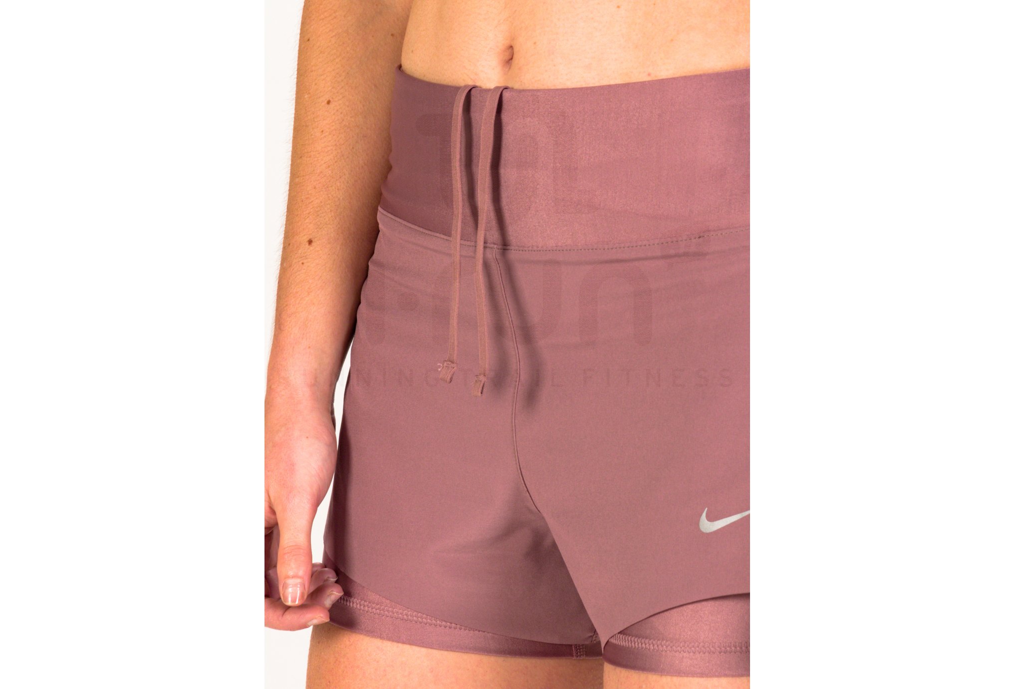 Nike pantal�n corto Dri-Fit Swift 2 en 1