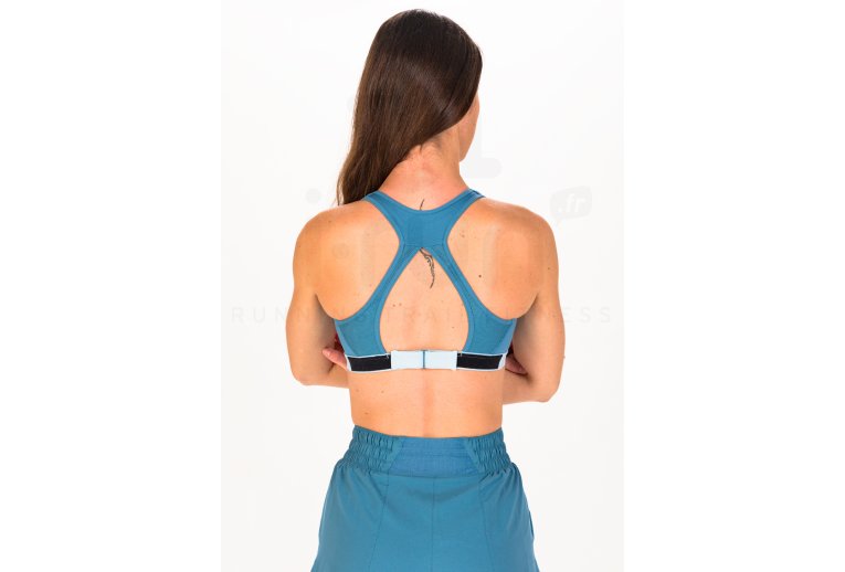 Nike Dri-Fit Swoosh