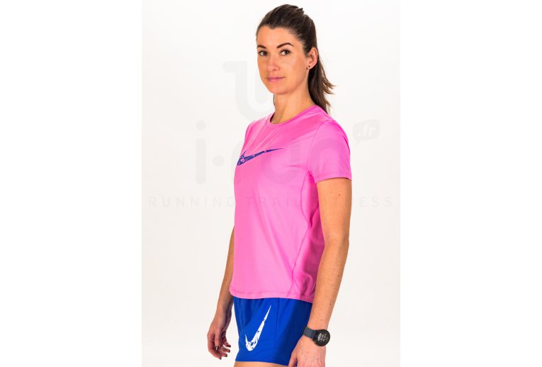 Nike Dri-Fit Swoosh W
