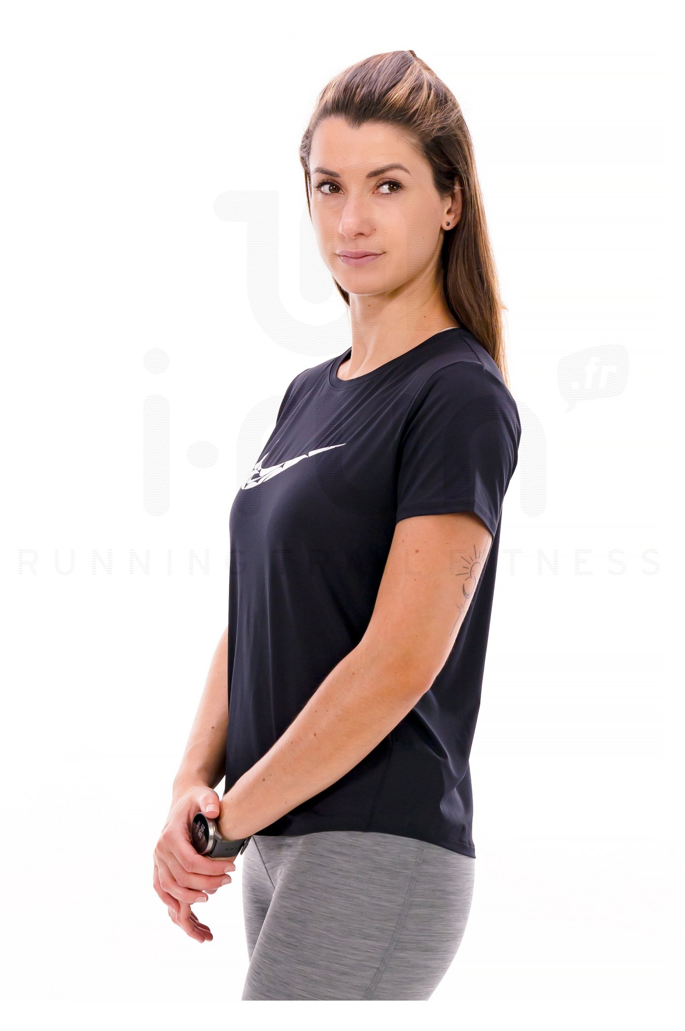 Nike Dri-Fit Swoosh W 