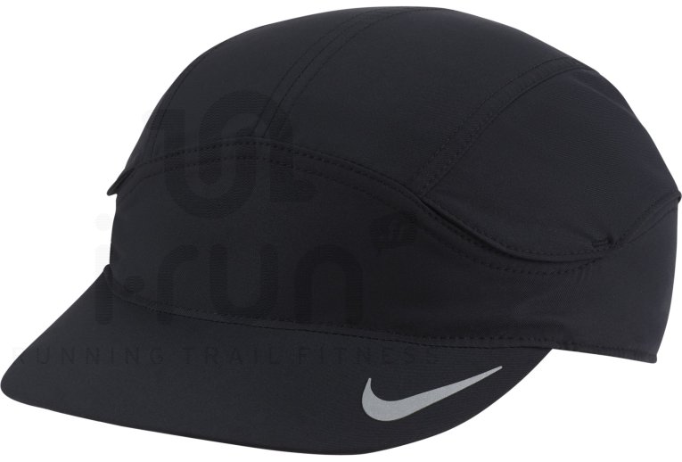 Nike Dri-Fit Tailwind Fast 