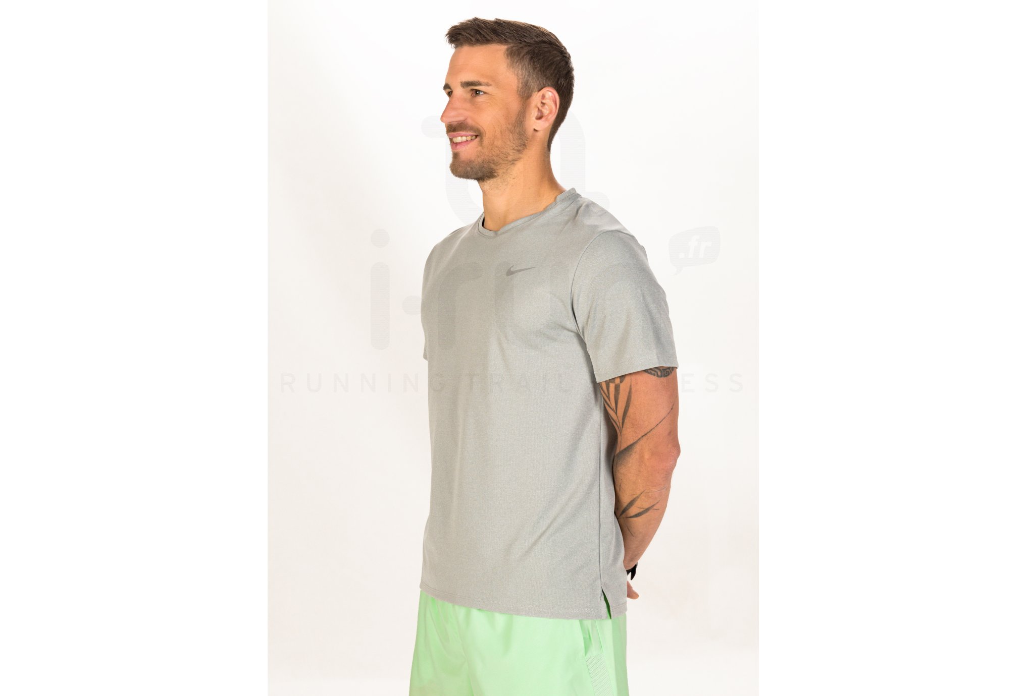 Nike camiseta manga corta Dri-Fit UV Miler