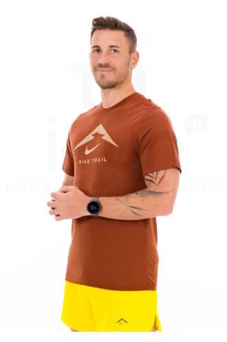 Nike Dry Trail logo 