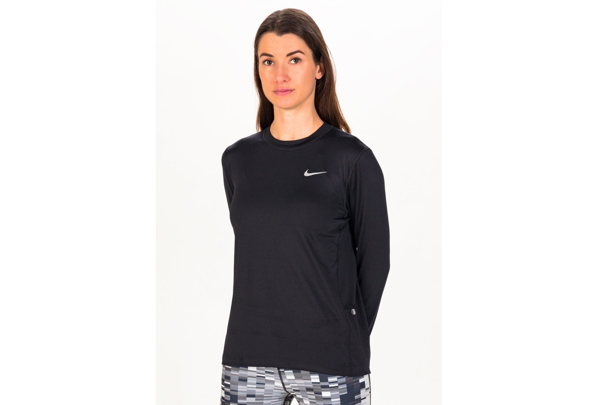 Nike Element Crew W vêtement running femme déstockage